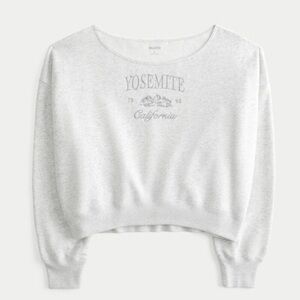 Hollister Off Shoulder Graphic Sweatshirt!